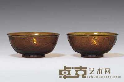 18TH CENTURY AN UNUSUAL PAIR OF MOULDED AMBER GLASS BOWLS 